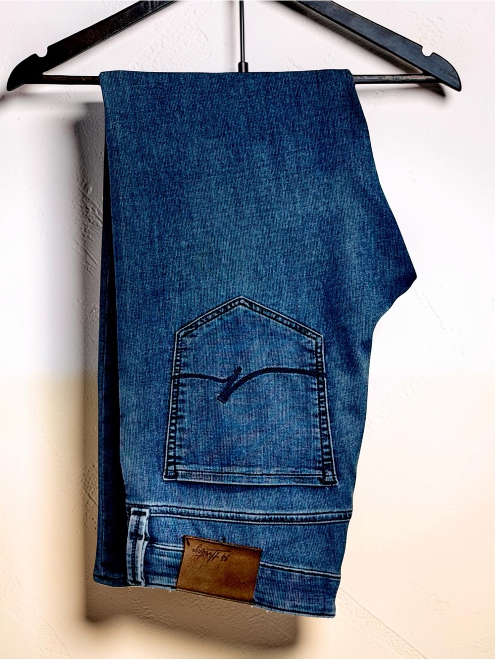 34 Heritage Courage Men’s Straight Leg Jeans | Premium Stretch Denim | 35x30